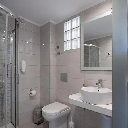 Aristo Apts Χερσόνησος