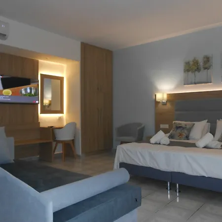 Ξενοδοχείο με διαμερίσματα Aristo Apts 3*