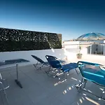Aristo Apts 4*