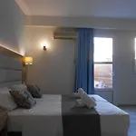 Aristo Apts 4*