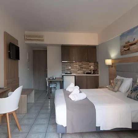 Aristo Apts 4*
