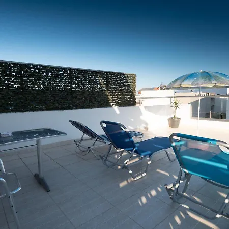 Aristo Apts 3*