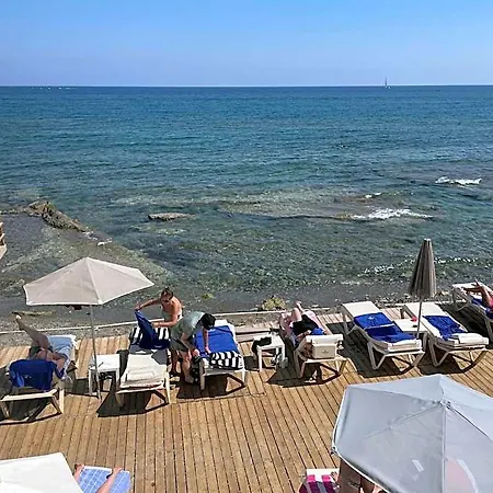 Appart hôtel Aristo Apts