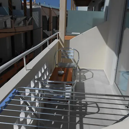 شقة فندقية Aristo Apts