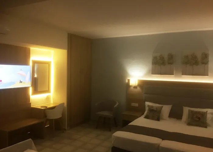 アパートホテル Aristo Apts