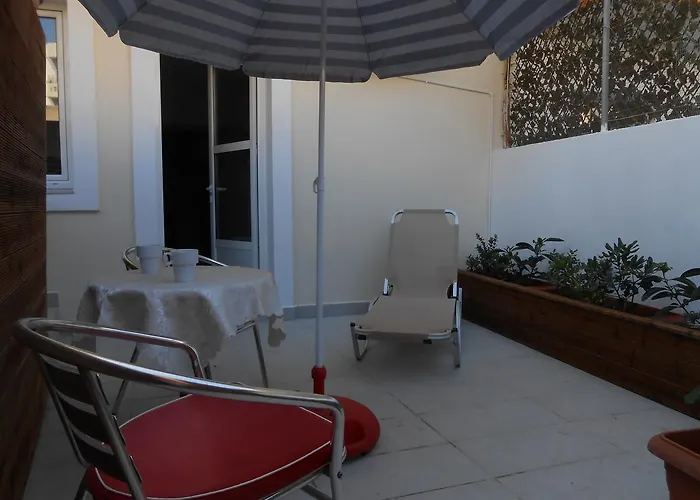 Aristo Apts شقة فندقية خيرسونِسوس