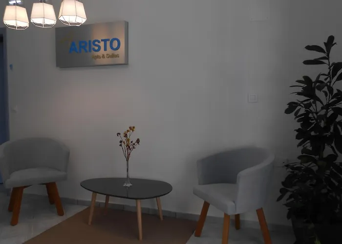 Aristo Apts アパートホテル ヘルソニソス