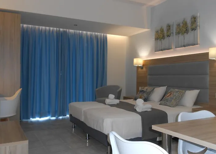 Ξενοδοχείο με διαμερίσματα Aristo Apts